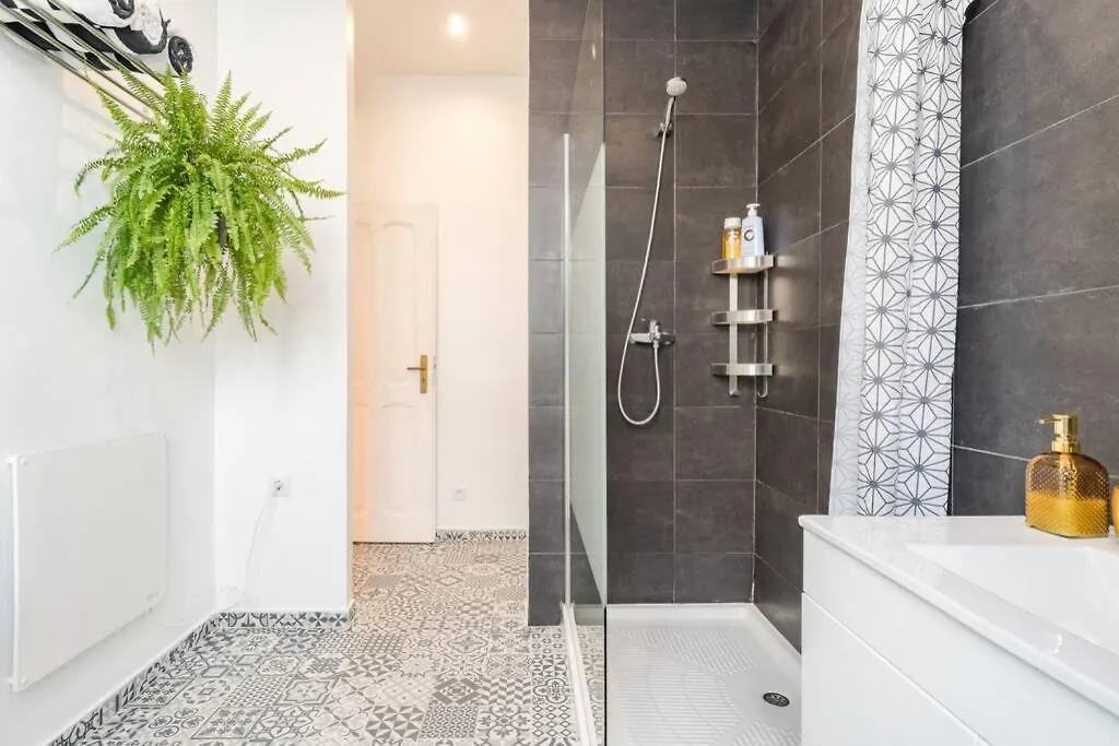Green Graca 3Br With Terrace By Host For Us Lisboa 0*,  البرتغال